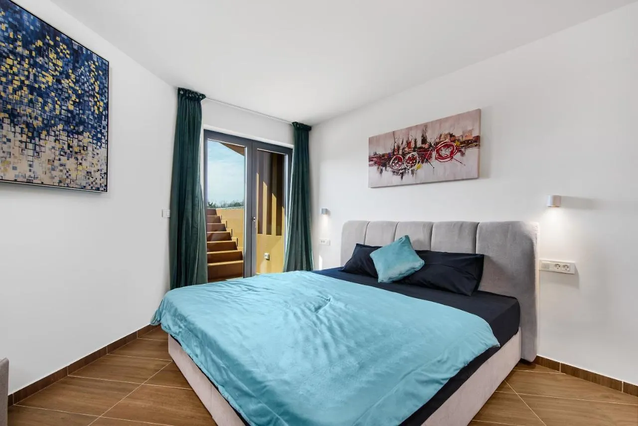 Villa Ana Novigrad Istria Chorvatsko