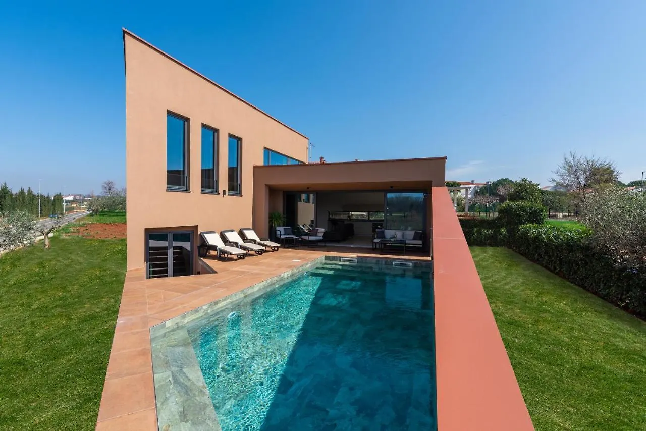 Villa Ana Novigrad Istria 0*,